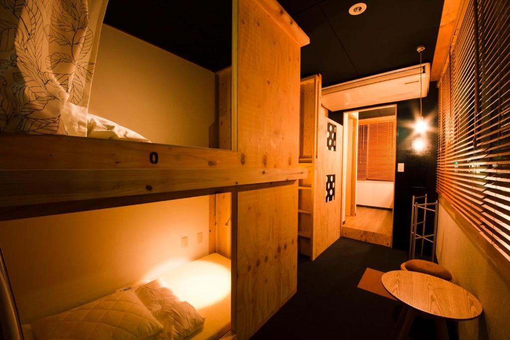 פוקואוקה Hakata Gofukumachi Hostel Takataniya חדר תמונה